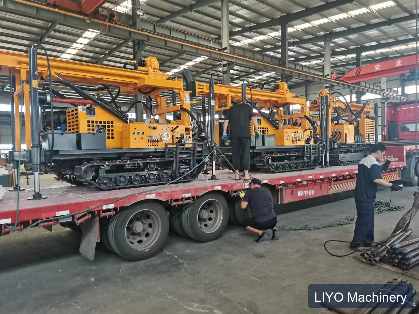LY-280 drilling rigs loaded on truck
