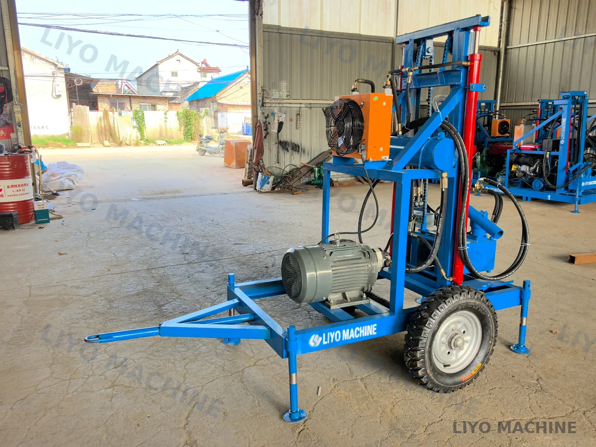 Side view of LY-150E electric hydraulic drilling rig